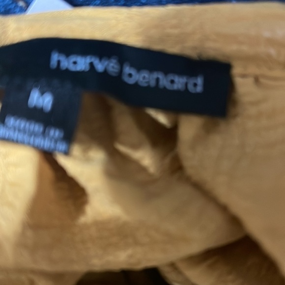 Harve benard off-the-Shoulder top - Picture 5 of 5